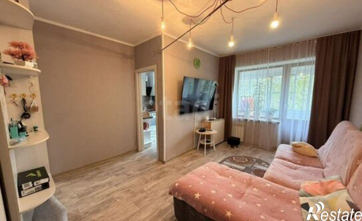 2-комн квартира ул Космическая, 15,  д. 15
