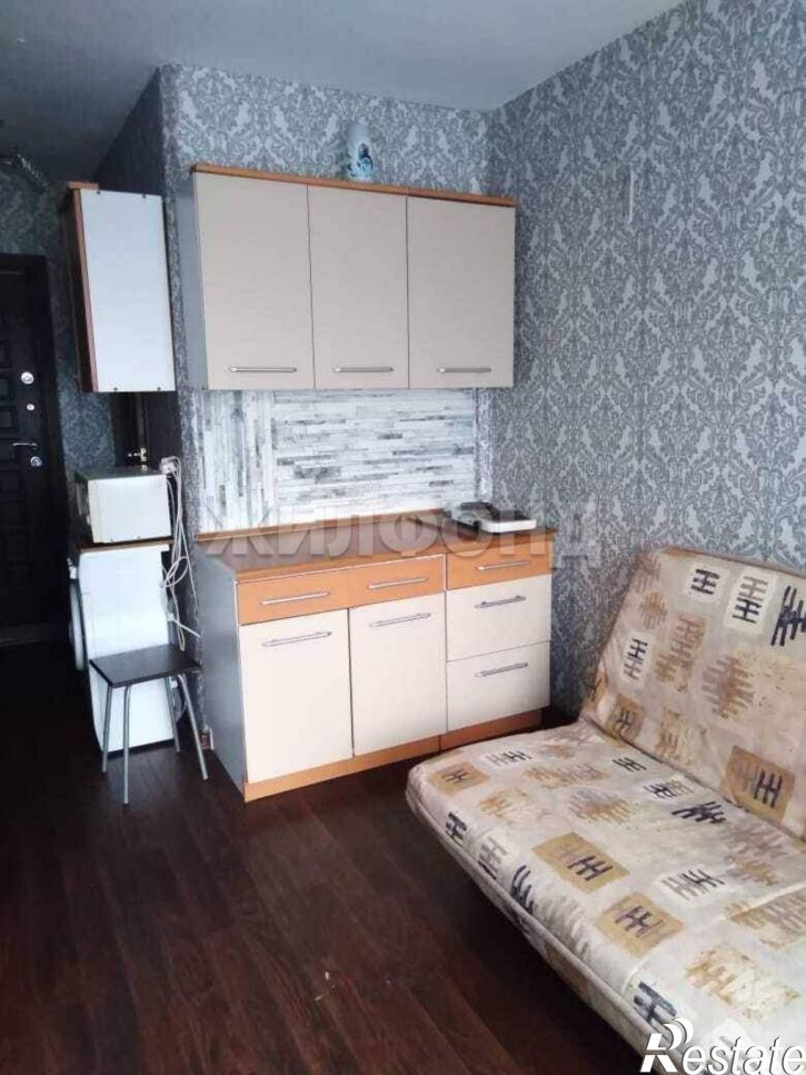 Комната Строителей бульвар, д.13