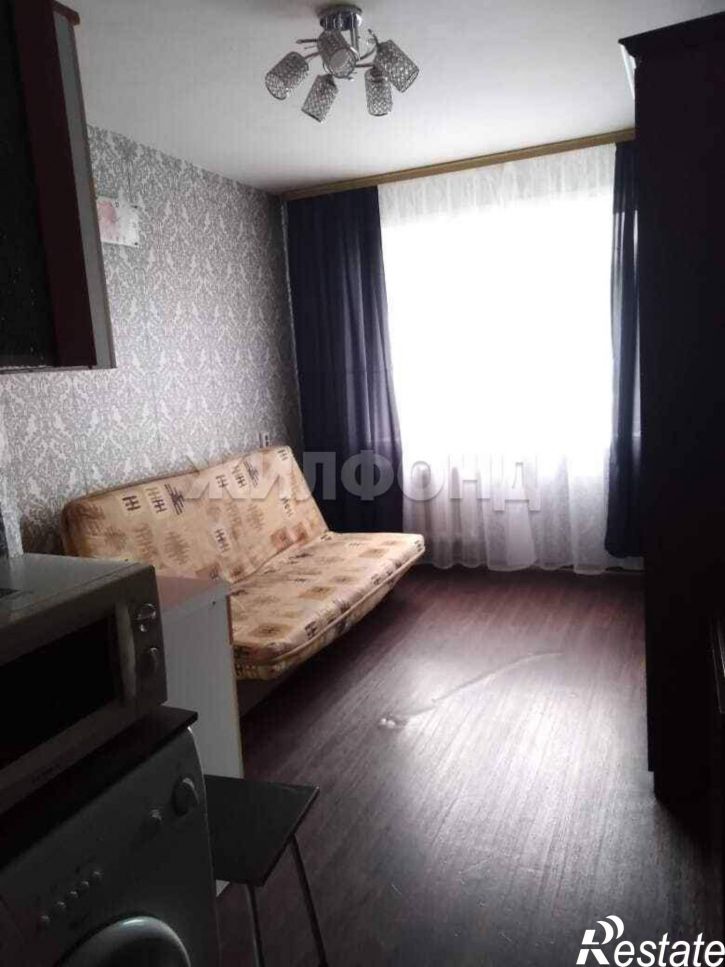 Комната Строителей бульвар, д.13