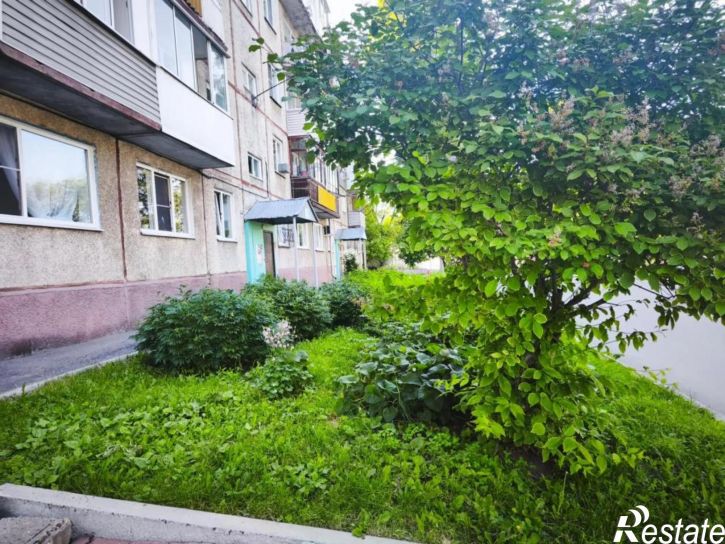 2-комн квартира б-р Строителей, 25в
