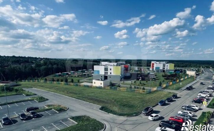 3-комн квартира жилой район Лесная Поляна, Солнечный бульвар, 4