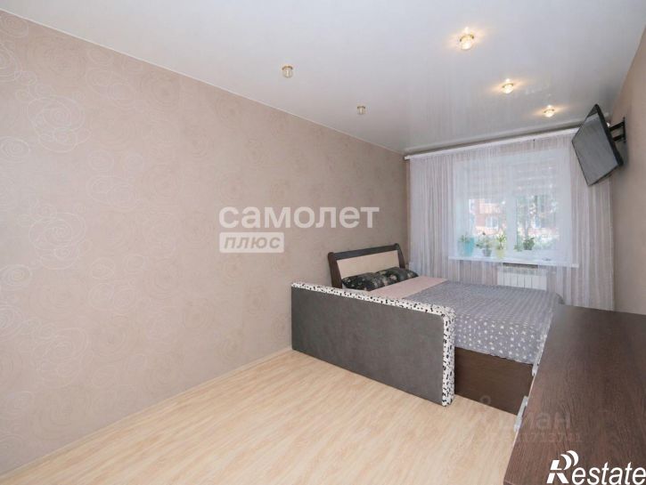 3-комн квартира пр-кт Шахтеров, 37А,  д. 37А