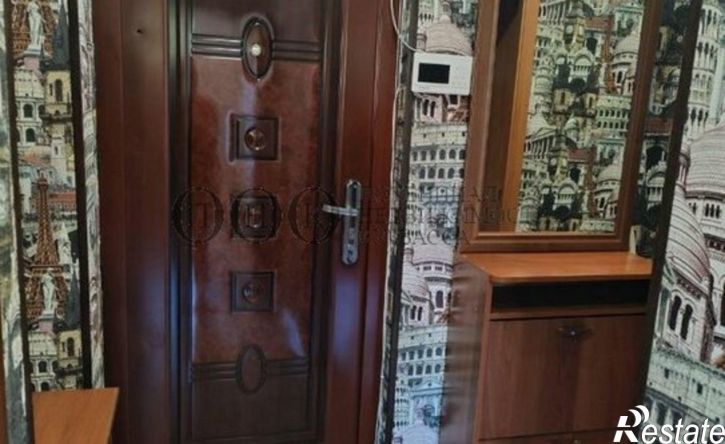 2-комн квартира ул Сибиряков-Гвардейцев, 328,  д. 328