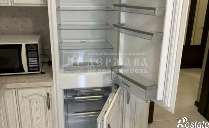 3-комн квартира пр-кт Шахтеров, 70,  д. 70