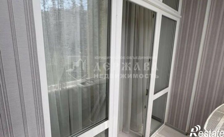 3-комн квартира пр-кт Шахтеров, 70,  д. 70