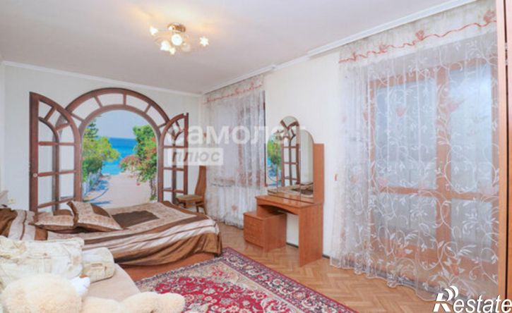 3-комн квартира ул Радищева, 4,  д. 4