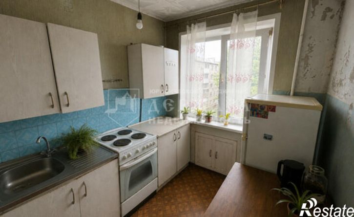 3-комн квартира б-р Строителей, 32,  д. 32