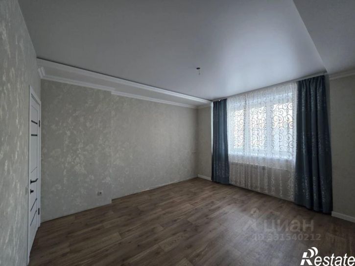3-комн квартира б-р Строителей, 63,  д. 63