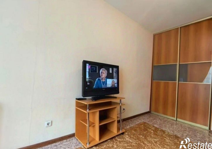 1-комн квартира Комсомольский пр-кт, 42,  д. 42