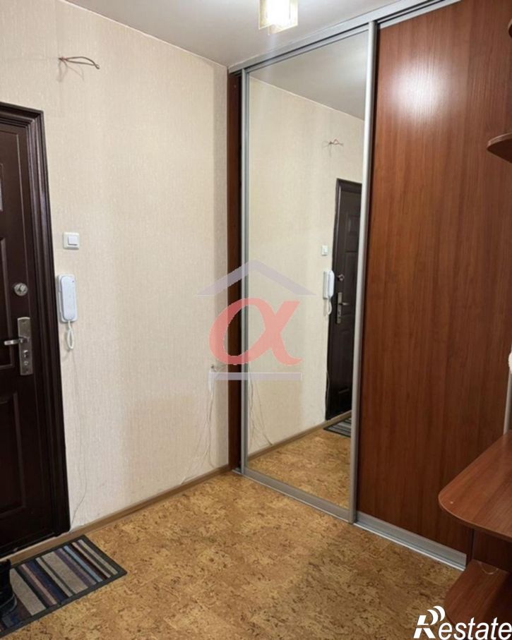 1-комн квартира Шахтеров проспект, 121