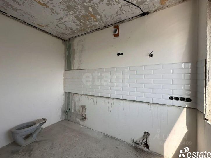 3-комн квартира б-р Строителей, 24,  д. 24