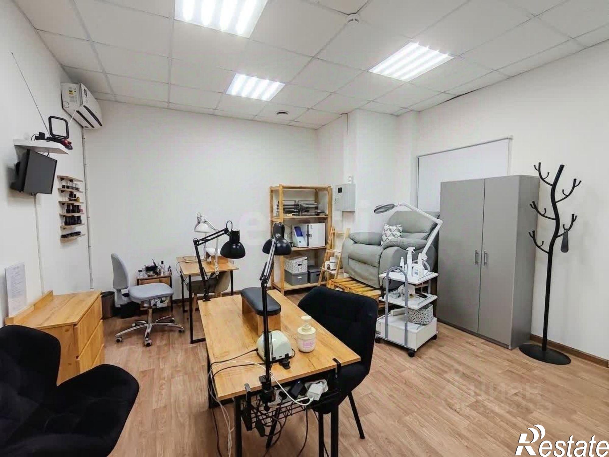 Купить офис, помещение под офис за 34 750 100 рублей на ул Терешковой, 18