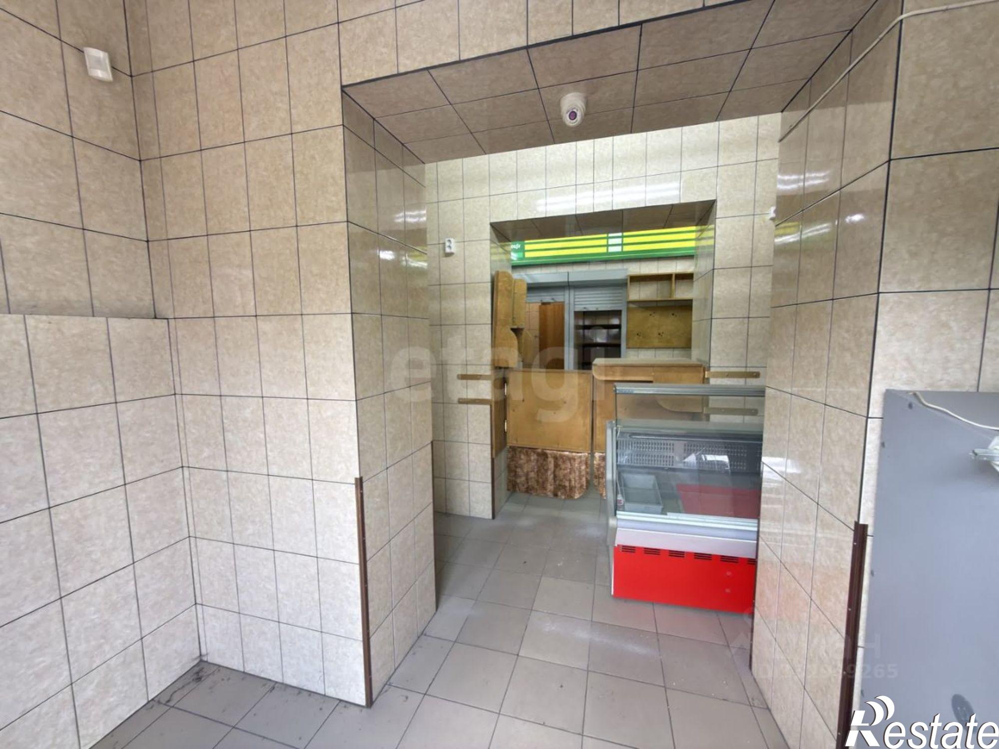 Купить торговое помещение за 3 297 110 рублей на ул Притомская Набережная, 13