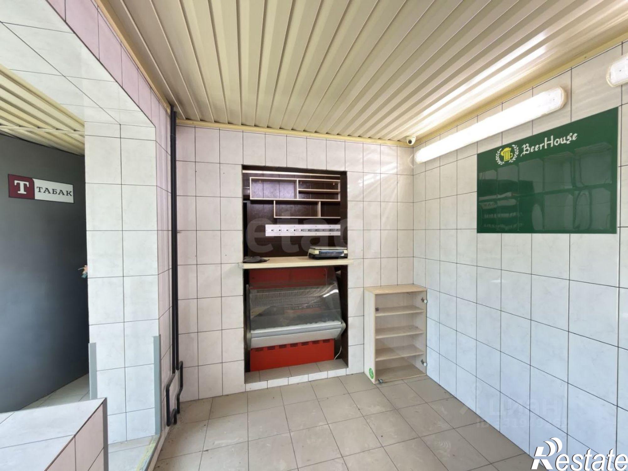 Купить торговое помещение за 2 627 400 рублей на б-р Строителей, 6