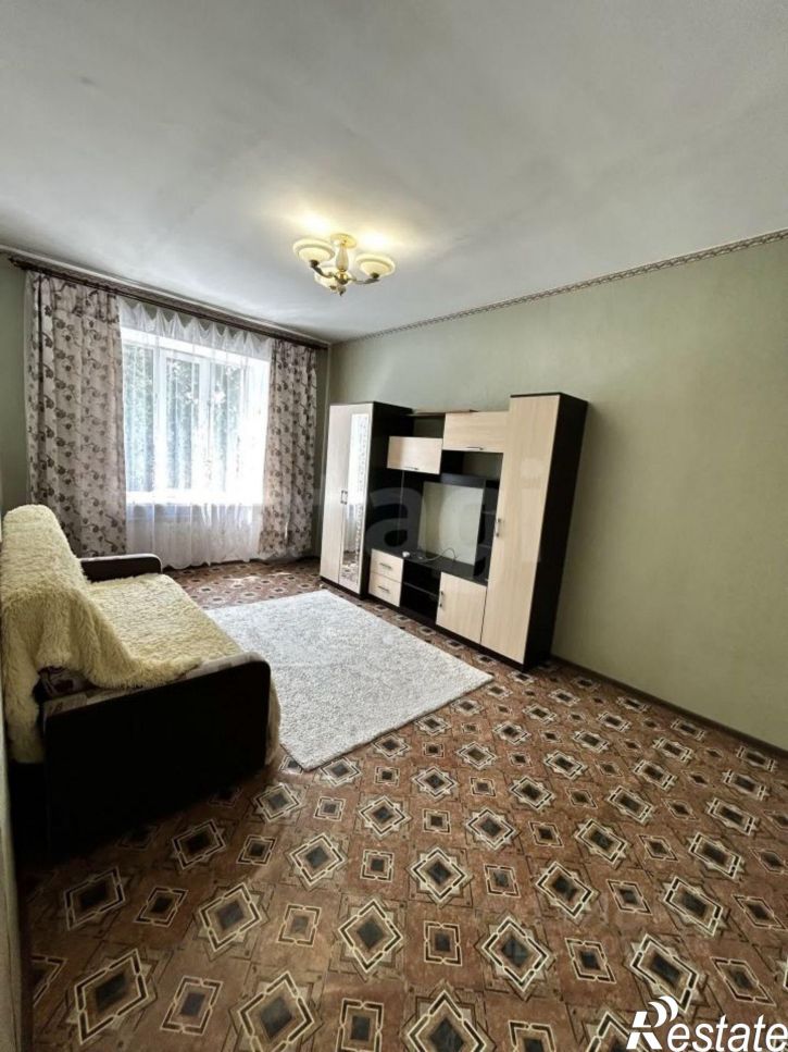3-комн квартира ул Патриотов, 5,  д. 5