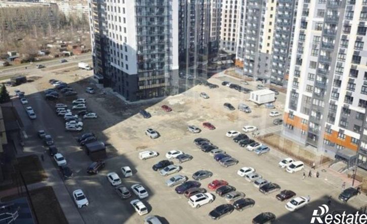 2-комн квартира б-р Строителей, 60 4,  д. 60 4,  к. 4