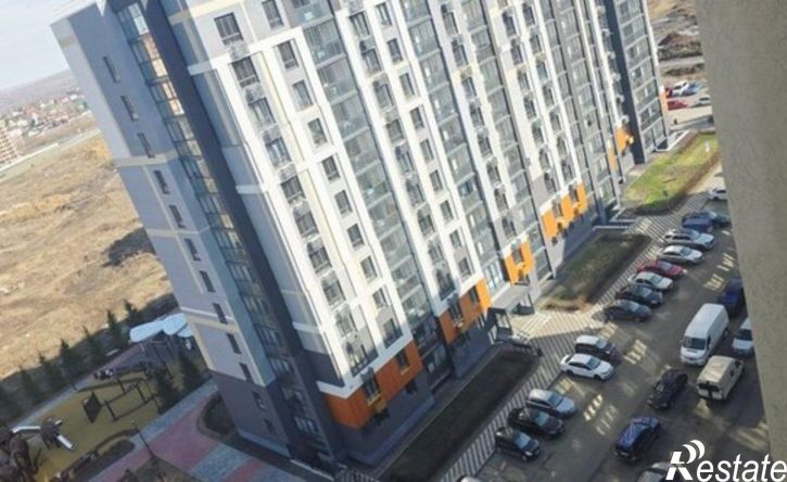 2-комн квартира б-р Строителей, 60 4,  д. 60 4,  к. 4