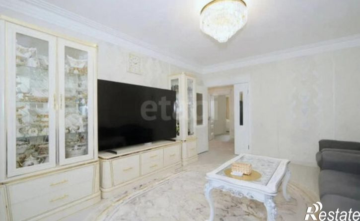3-комн квартира б-р Строителей, 67,  д. 67