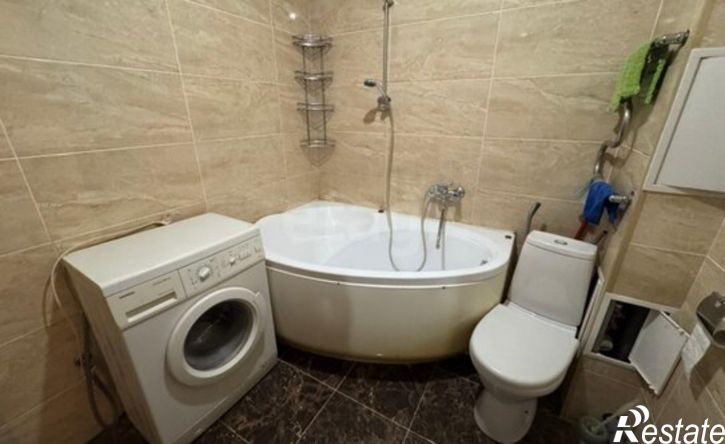 2-комн квартира пр-кт Шахтеров, 70а,  д. 70а