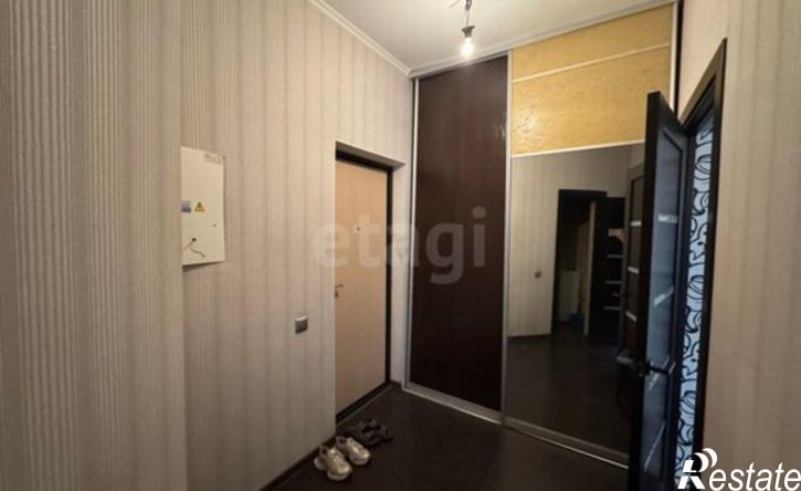 2-комн квартира пр-кт Шахтеров, 70а,  д. 70а
