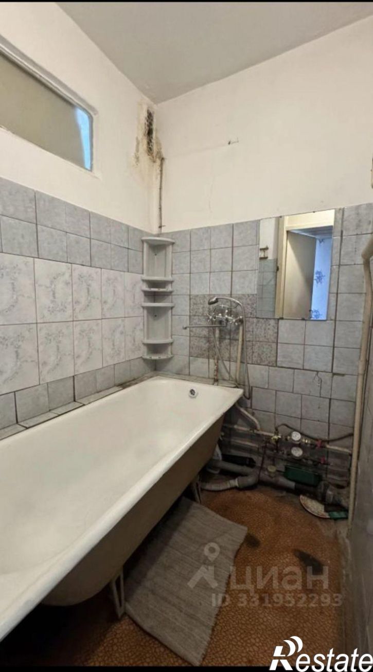 3-комн квартира ул Инициативная, 1Г,  д. 1Г