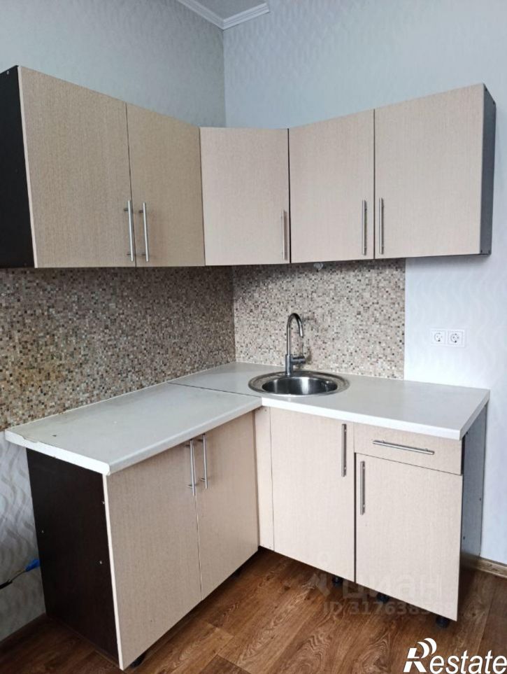 3-комн квартира Московский пр-кт, 8,  д. 8
