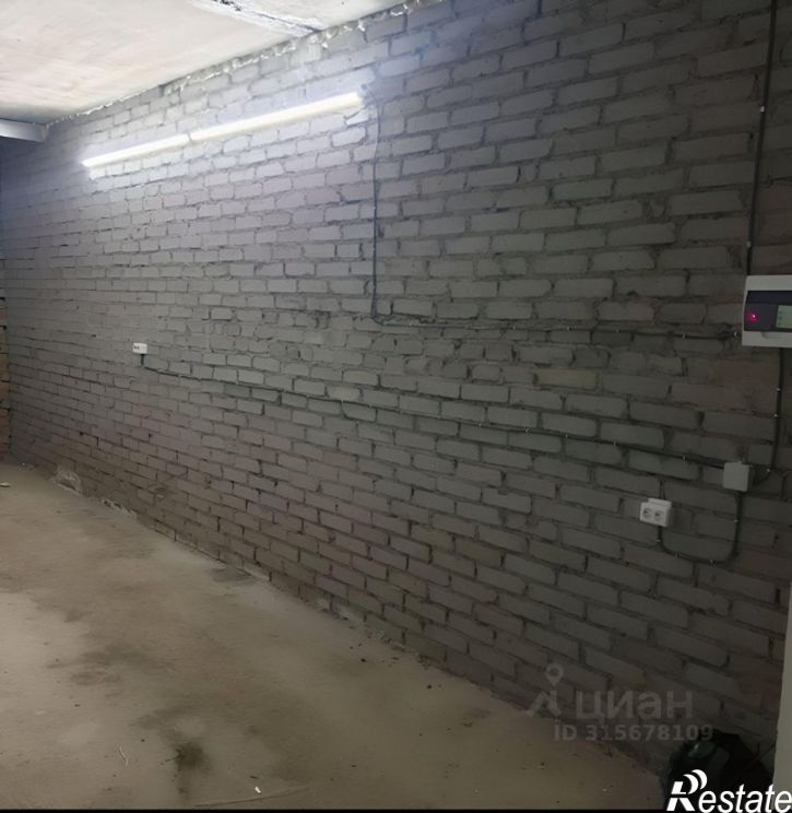 Гараж/парковка Ленинградский пр-кт, 28/1,  д. 28/1