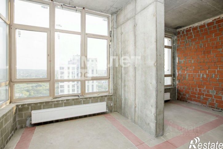 4-комн квартира ул Дружбы, 30/3,  д. 30/3