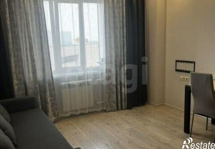 3-комн квартира пр-кт Шахтеров, 74а,  д. 74а