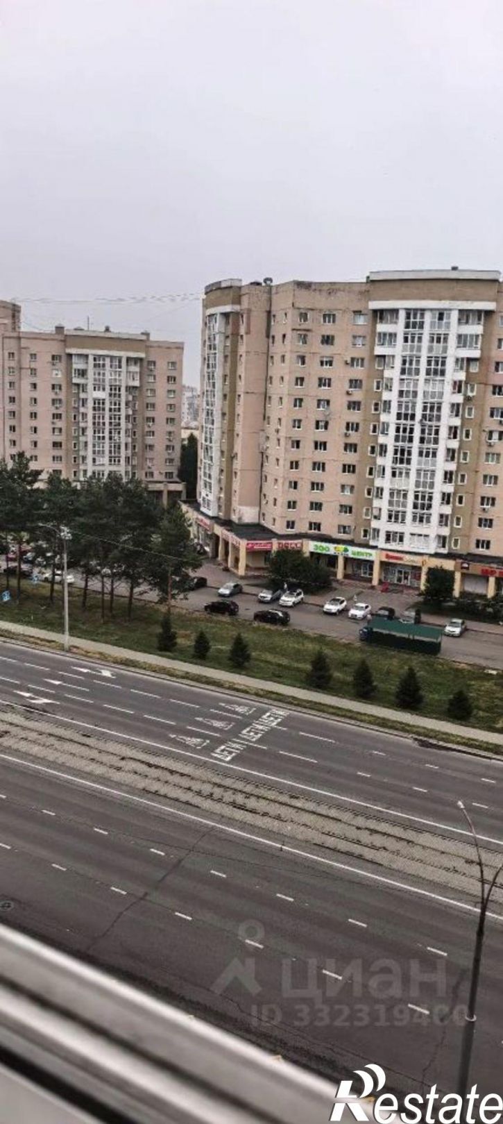 2-комн квартира пр-кт Шахтеров, 97,  д. 97