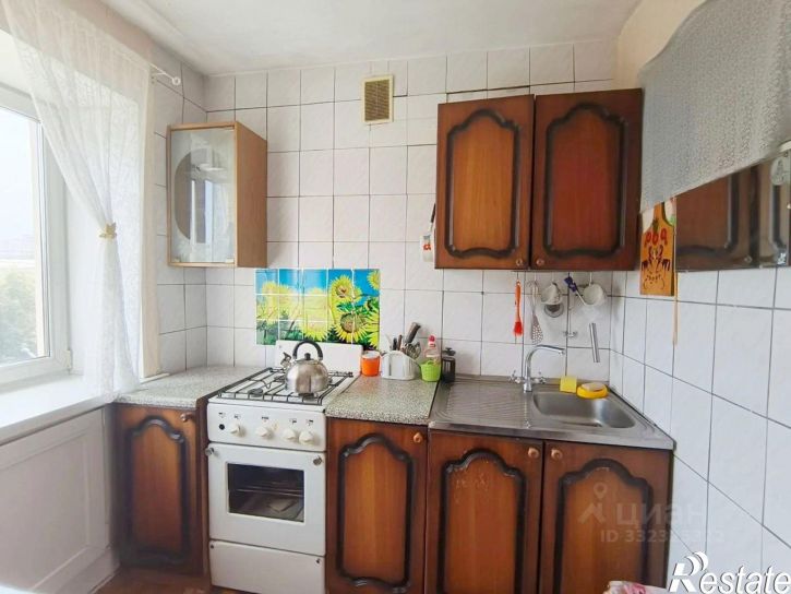 3-комн квартира ул 50 лет Октября, 27,  д. 27