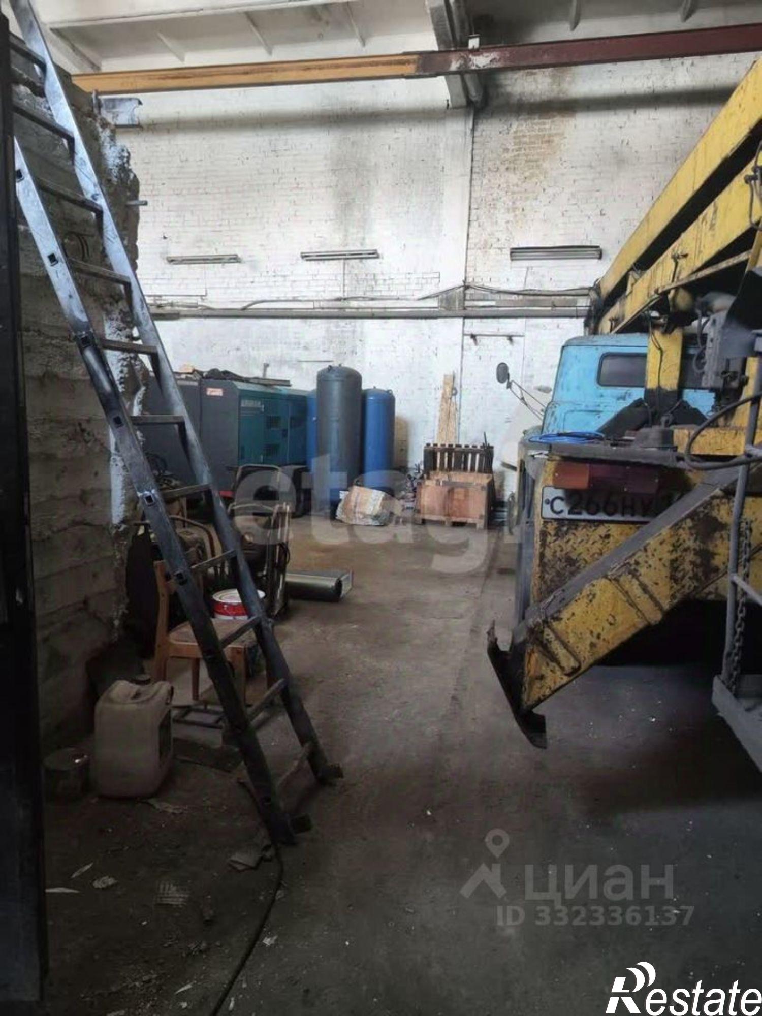 Купить складское помещение за 30 984 800 рублей на ул Муромцева, 1