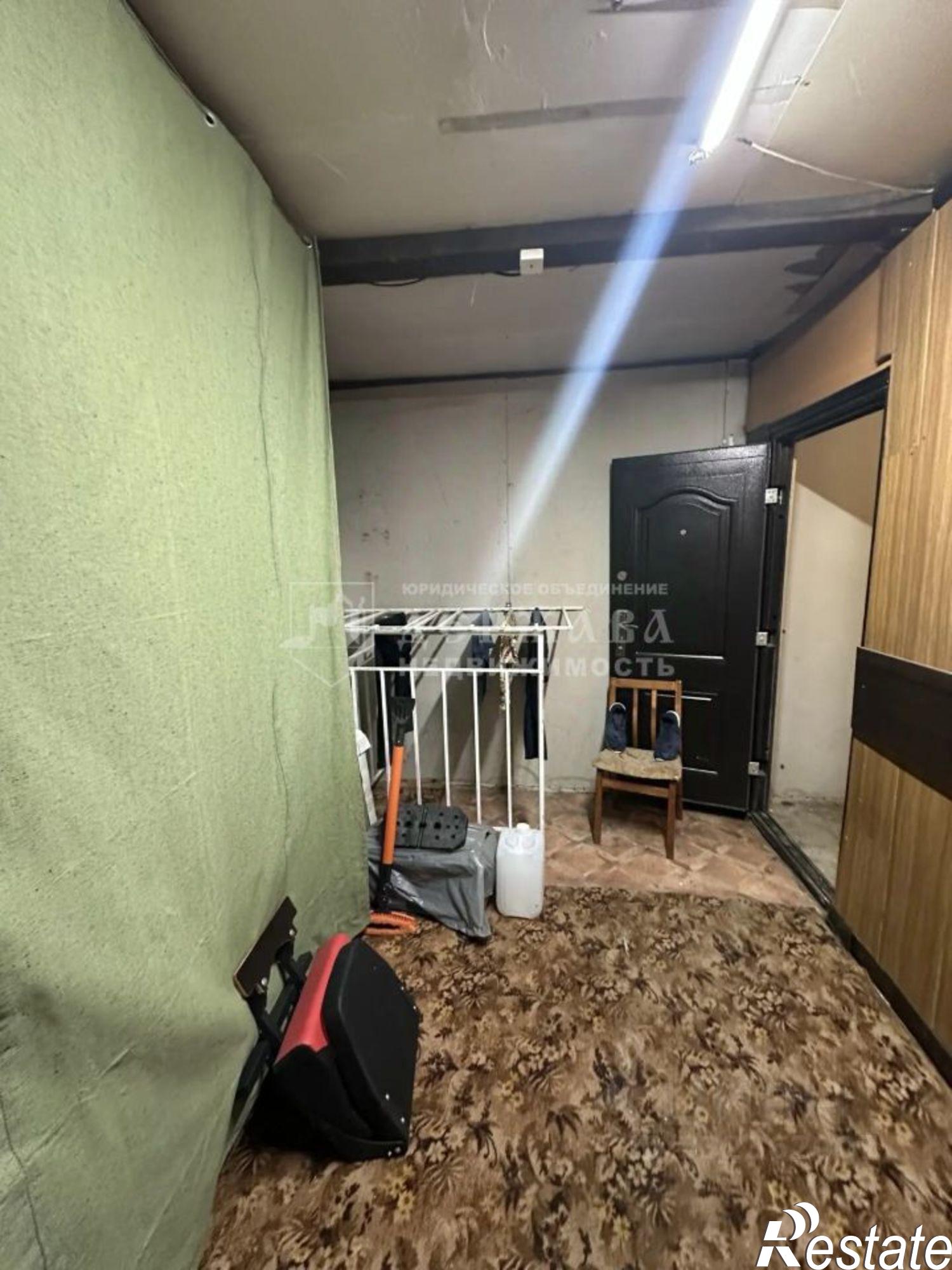 Купить складское помещение за 348 680 рублей на ул Абызова, 1а