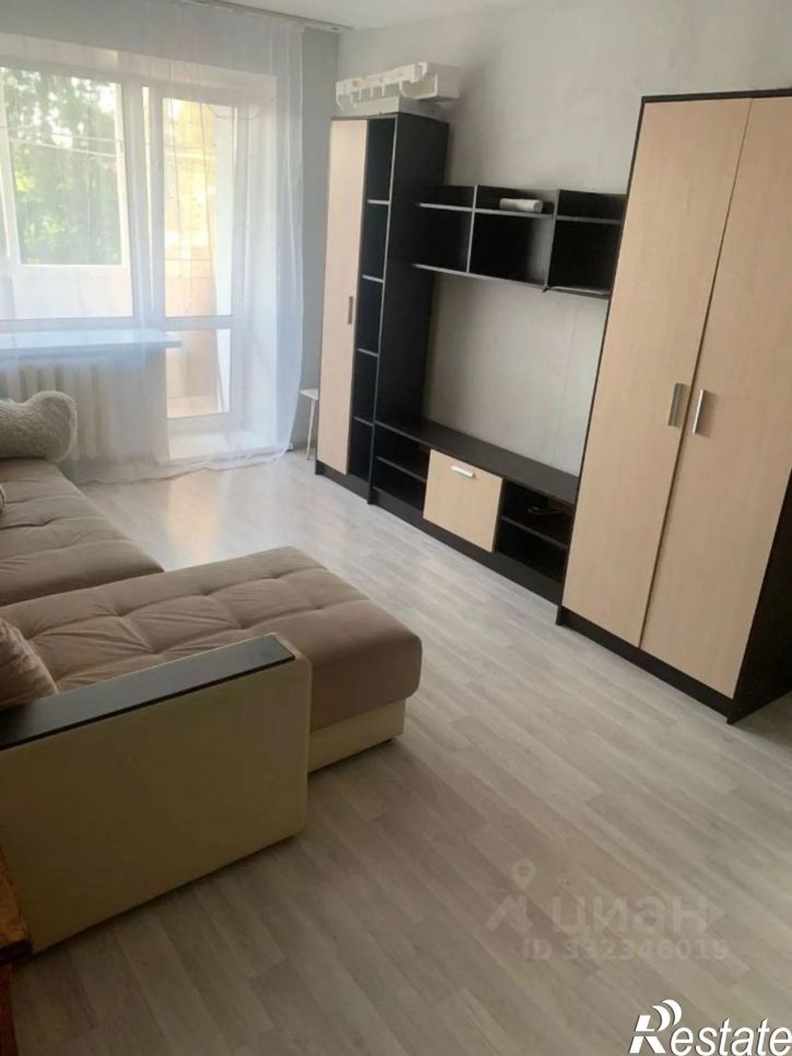 2-комн квартира ул Инициативная, 44,  д. 44