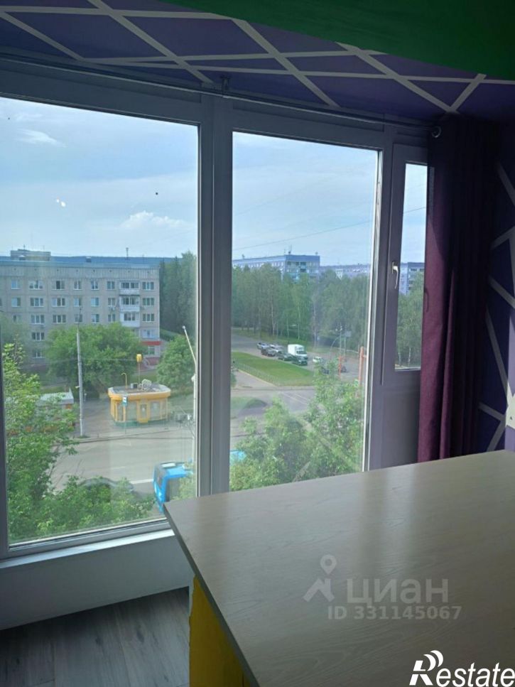 2-комн квартира Октябрьский пр-кт, 93,  д. 93