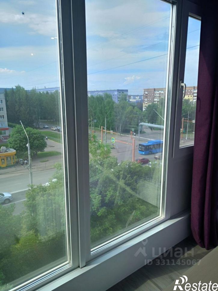 2-комн квартира Октябрьский пр-кт, 93,  д. 93