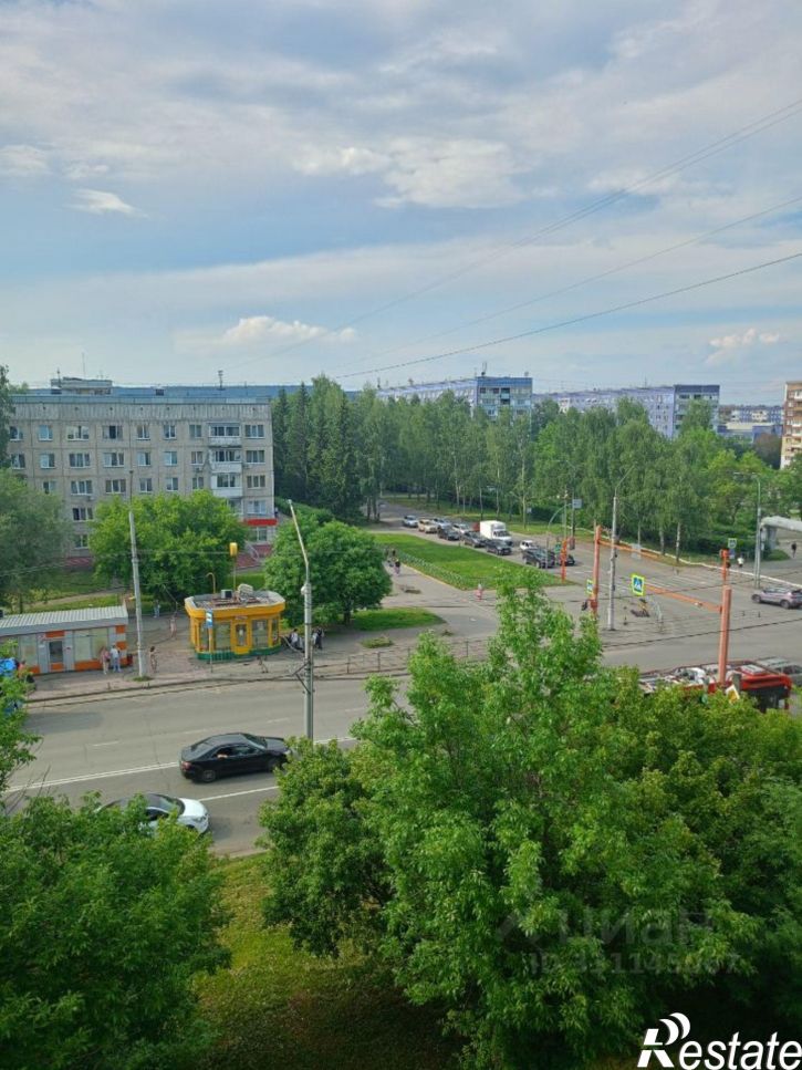 2-комн квартира Октябрьский пр-кт, 93,  д. 93