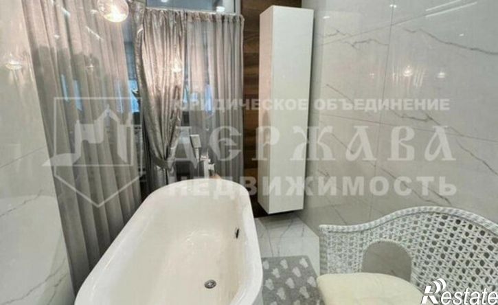 3-комн квартира Осенний б-р, 14,  д. 14