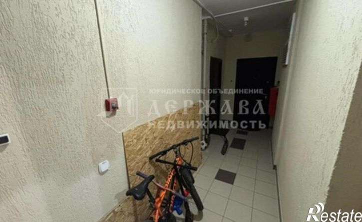3-комн квартира пр-кт Шахтеров, 70а,  д. 70а