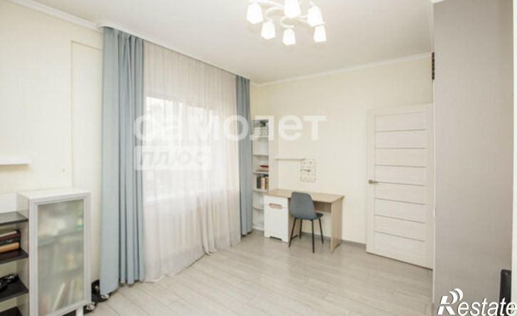 3-комн квартира пр-кт Шахтеров, 68,  д. 68