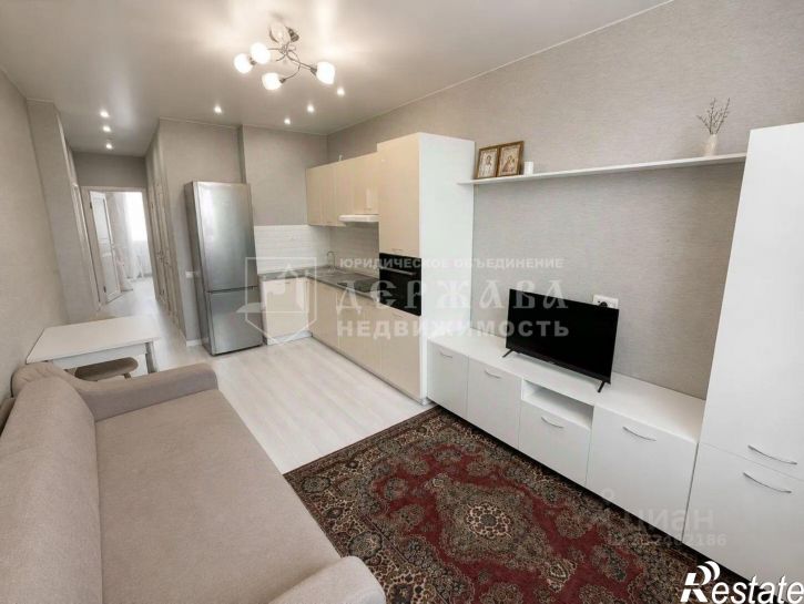 3-комн квартира пр-кт Шахтеров, 58а,  д. 58а