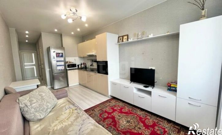 3-комн квартира пр-кт Шахтеров, 70а,  д. 70а