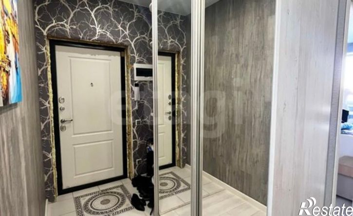 3-комн квартира пр-кт Шахтеров, 70а,  д. 70а