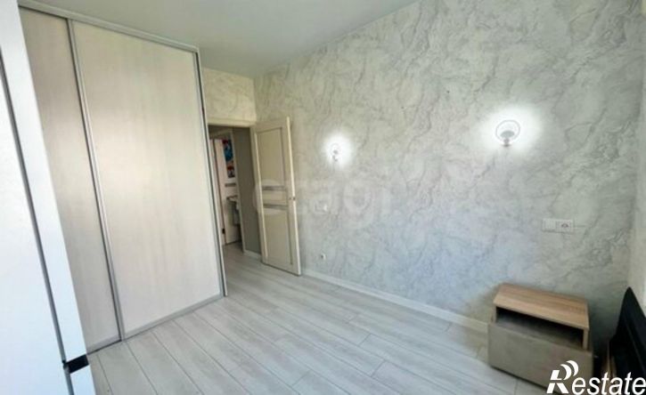 3-комн квартира пр-кт Шахтеров, 70а,  д. 70а
