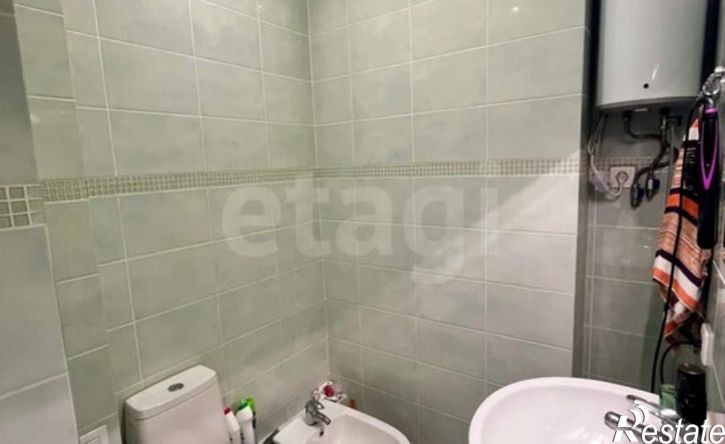 3-комн квартира пр-кт Шахтеров, 70а,  д. 70а