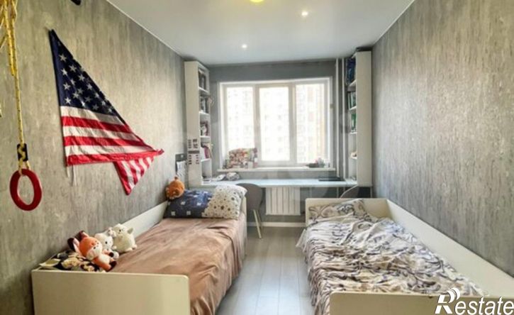 3-комн квартира пр-кт Шахтеров, 70а,  д. 70а