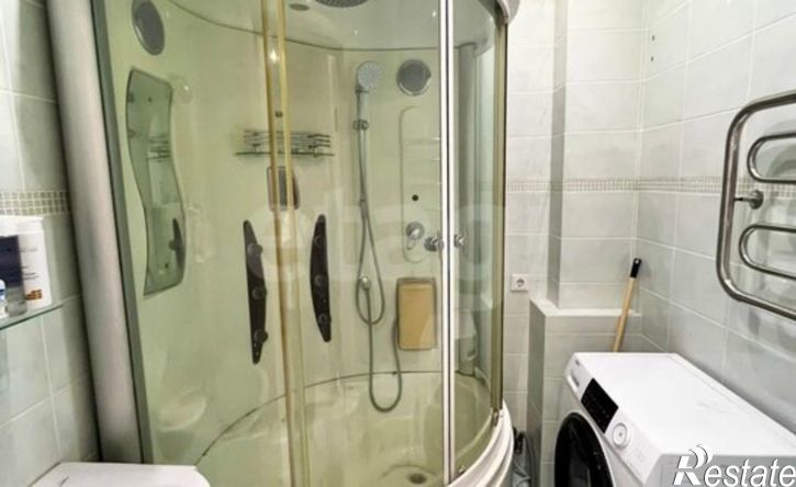 3-комн квартира пр-кт Шахтеров, 70а,  д. 70а