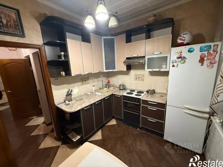 3-комн квартира ул Ульяны Громовой, 5,  д. 5