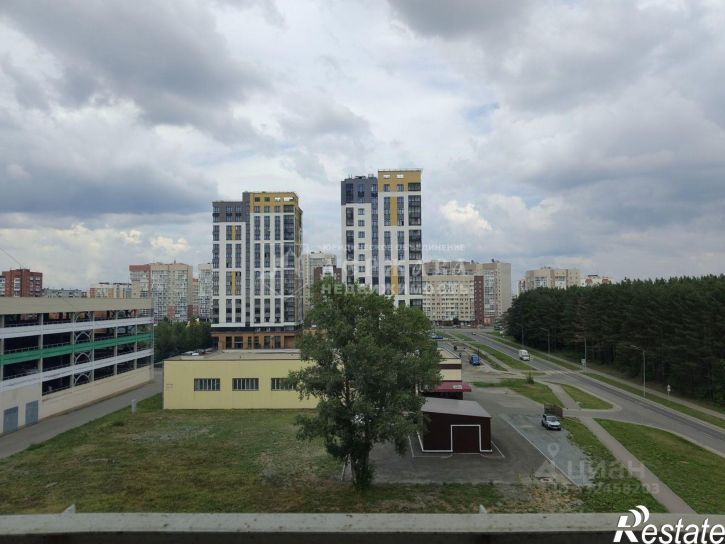 4-комн квартира ул Институтская, 28,  д. 28