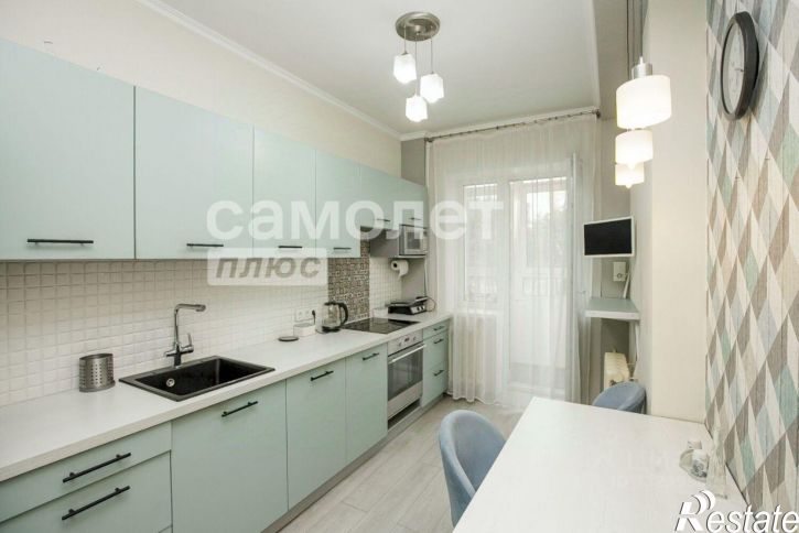 3-комн квартира пр-кт Шахтеров, 68,  д. 68